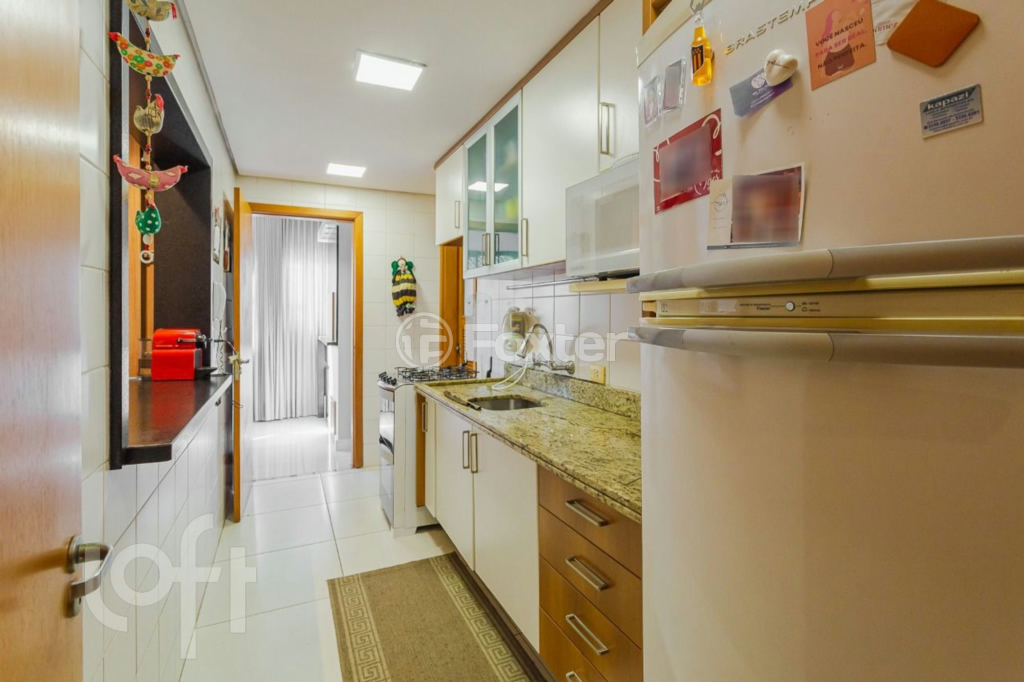 Apartamento à venda com 3 quartos, 94m² - Foto 9
