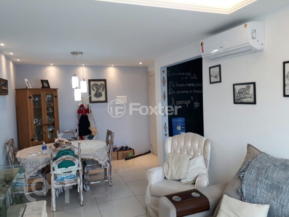 Apartamento à venda com 3 quartos, 71m² - Foto 1