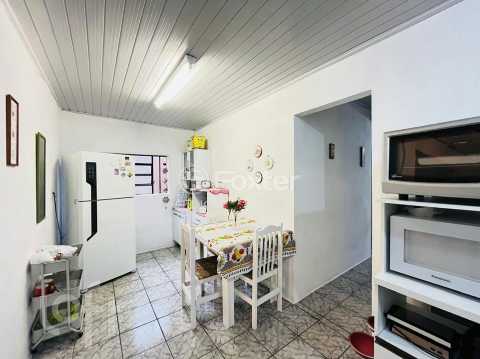 Casa à venda com 2 quartos, 94m² - Foto 10