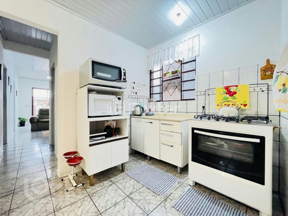 Casa à venda com 2 quartos, 94m² - Foto 9