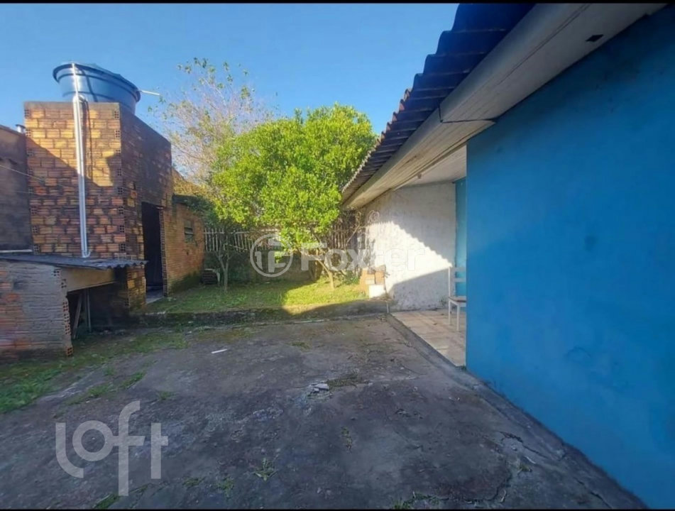 Casa à venda com 3 quartos, 100m² - Foto 4