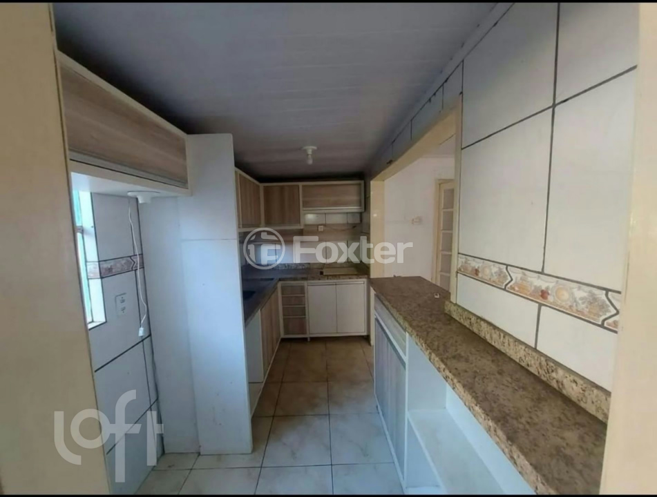 Casa à venda com 3 quartos, 100m² - Foto 2