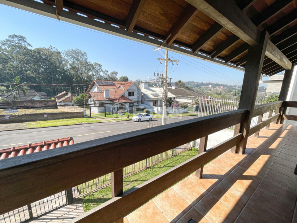 Casa à venda com 2 quartos, 450m² - Foto 4
