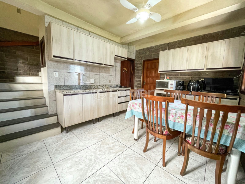 Casa à venda com 2 quartos, 450m² - Foto 7