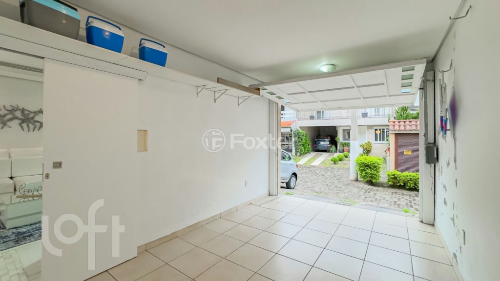 Casa de Condomínio à venda com 3 quartos, 216m² - Foto 38