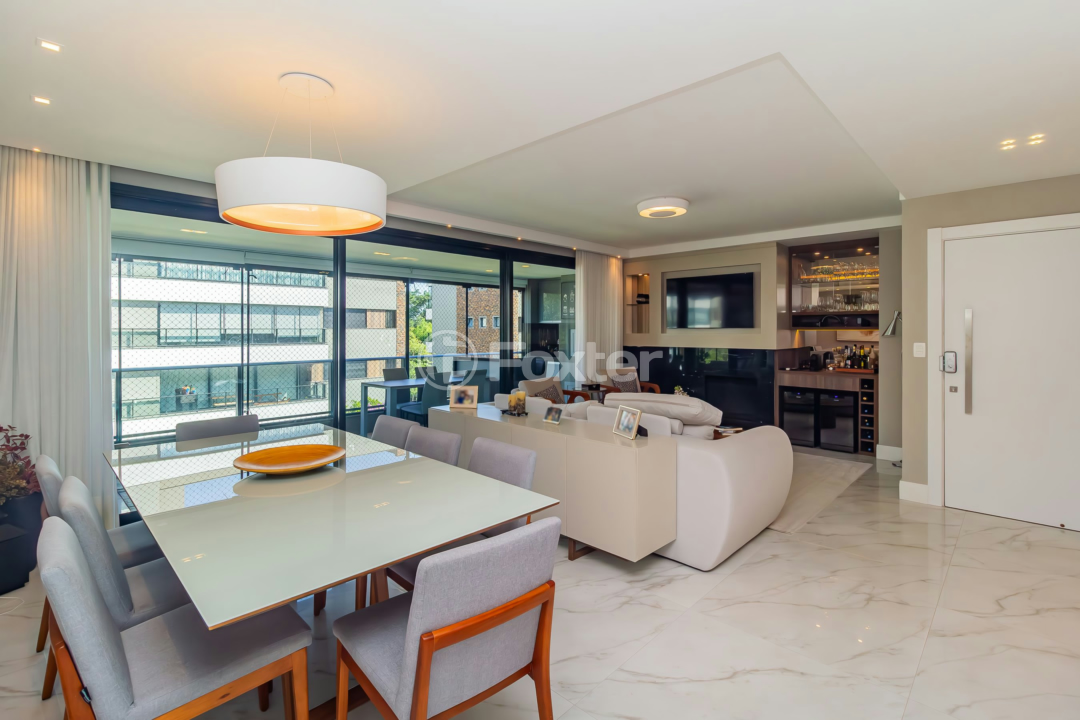 Apartamento à venda com 3 quartos, 162m² - Foto 1