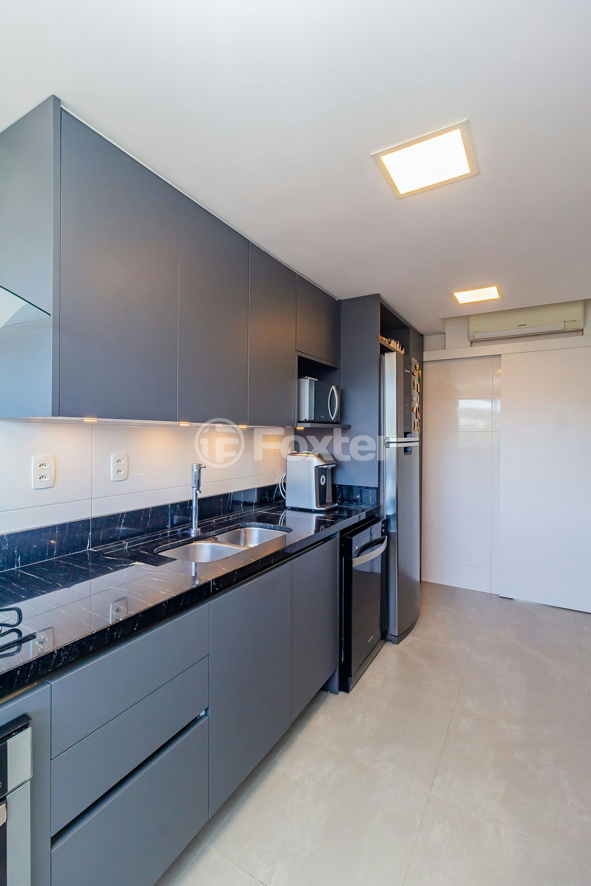 Apartamento à venda com 3 quartos, 162m² - Foto 20