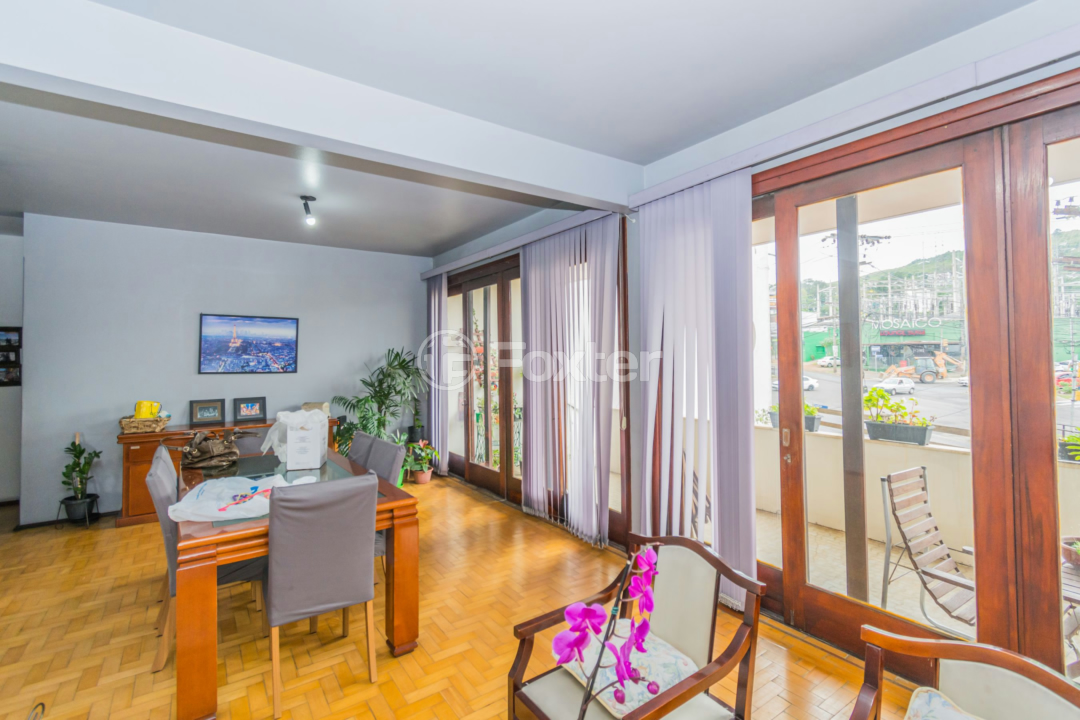 Apartamento à venda com 4 quartos, 250m² - Foto 2