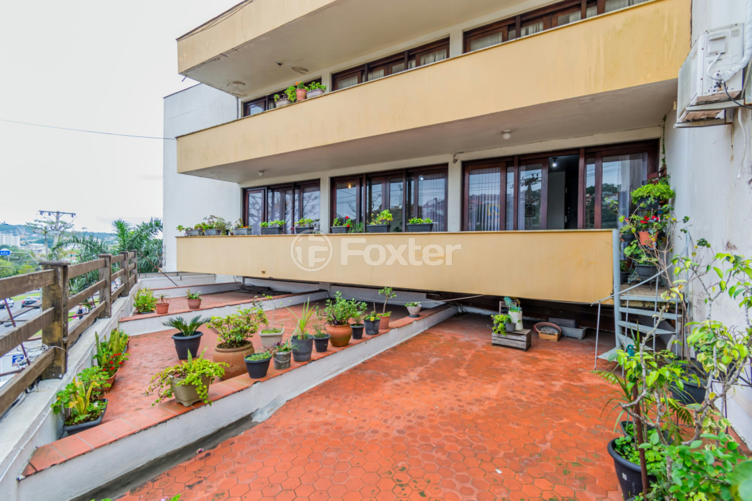 Apartamento à venda com 4 quartos, 250m² - Foto 31