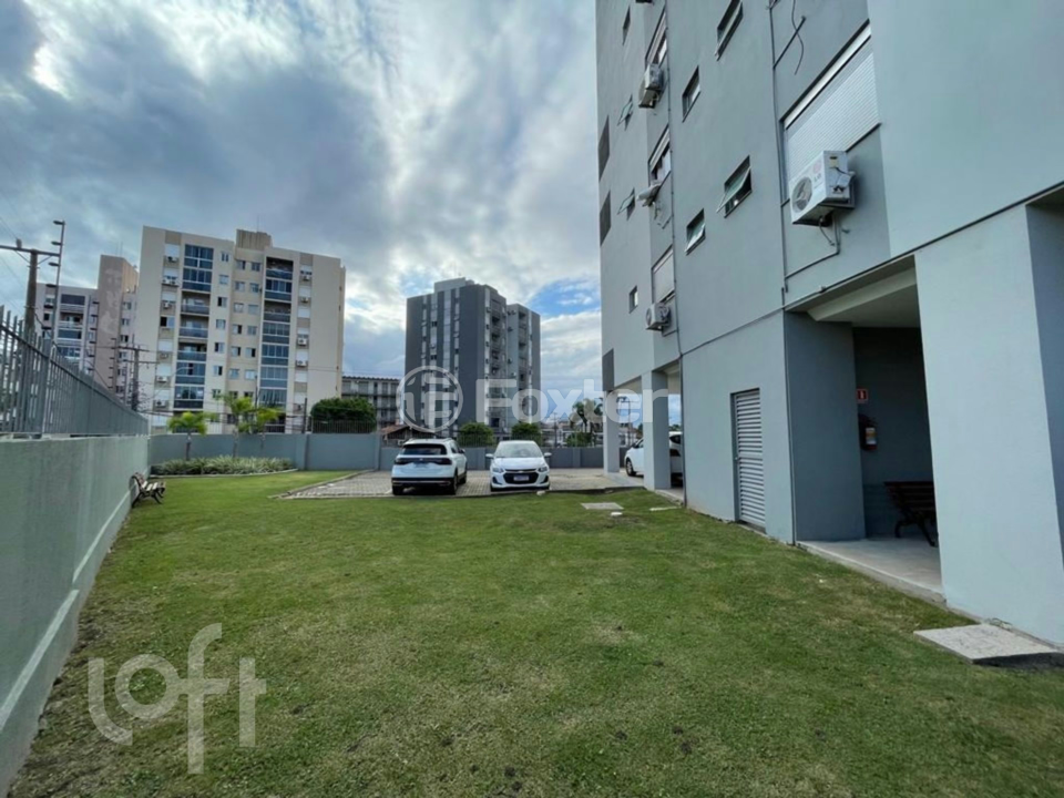 Apartamento à venda com 2 quartos, 69m² - Foto 1