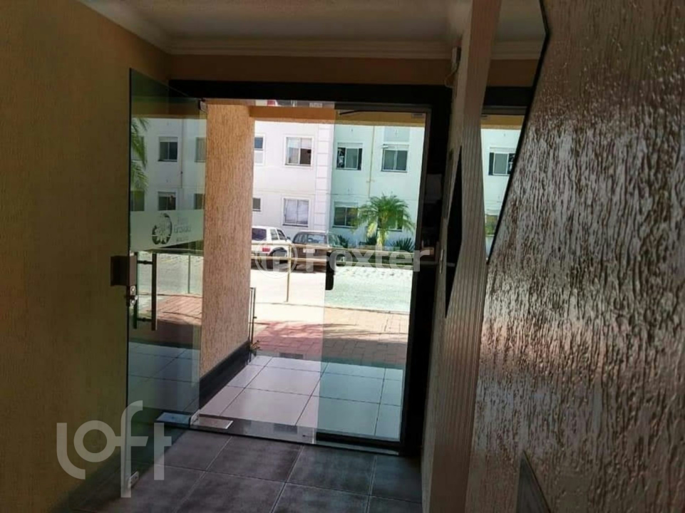 Apartamento à venda com 2 quartos, 44m² - Foto 25