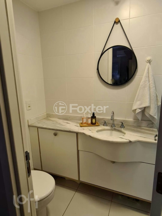 Apartamento à venda com 3 quartos, 76m² - Foto 1
