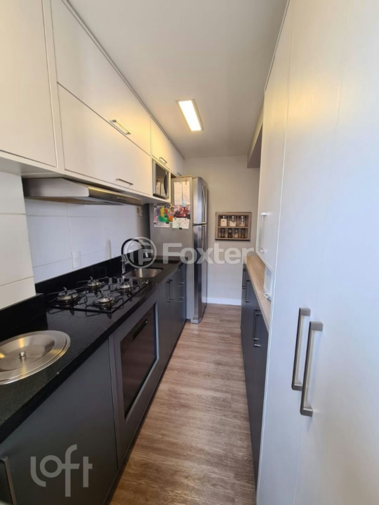 Apartamento à venda com 3 quartos, 76m² - Foto 11