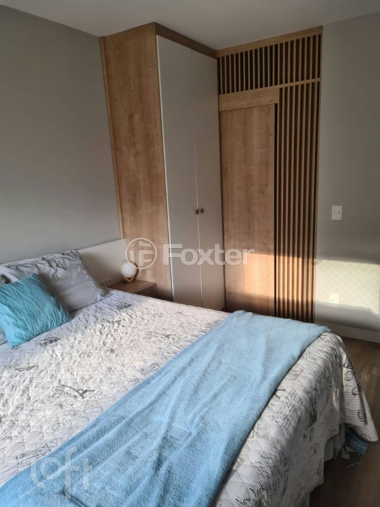 Apartamento à venda com 3 quartos, 76m² - Foto 2