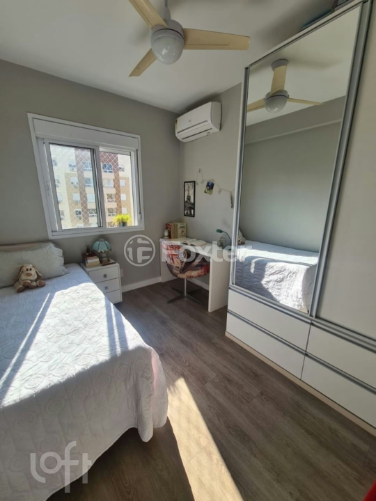 Apartamento à venda com 3 quartos, 76m² - Foto 21
