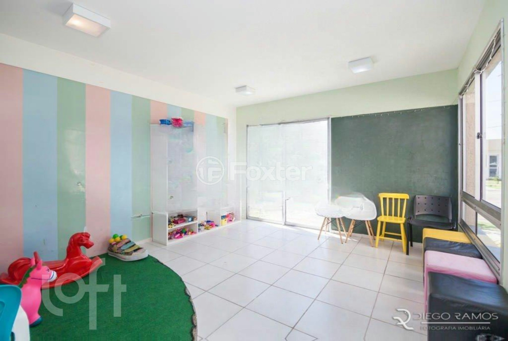 Apartamento à venda com 2 quartos, 44m² - Foto 33
