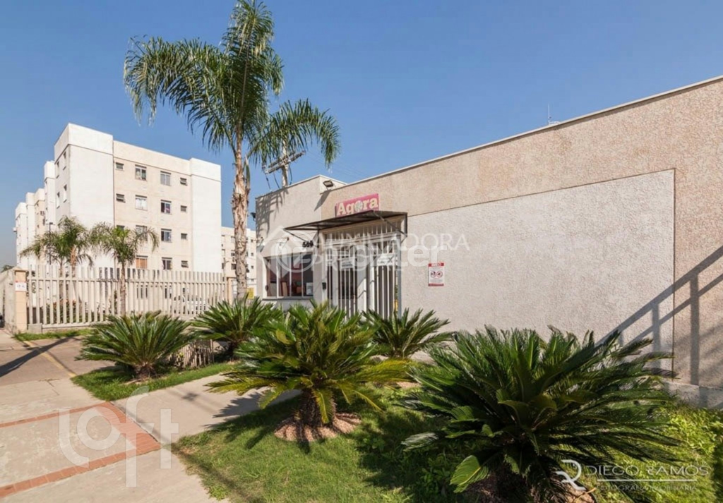 Apartamento à venda com 2 quartos, 44m² - Foto 19