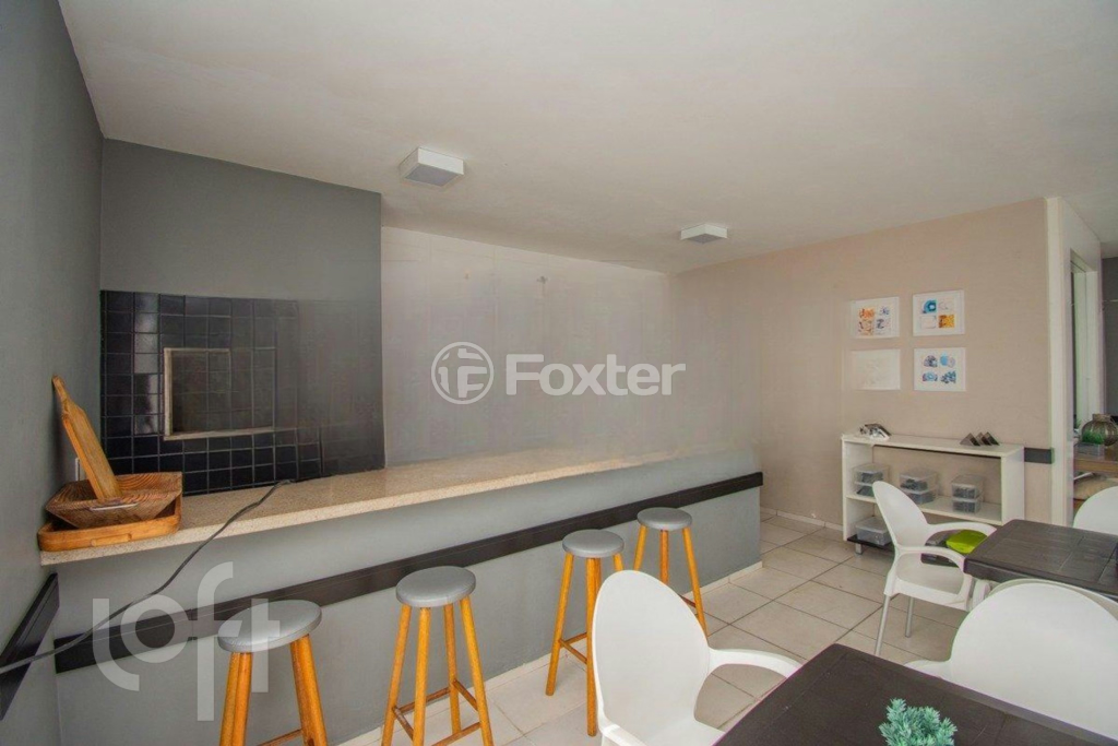 Apartamento à venda com 2 quartos, 44m² - Foto 28