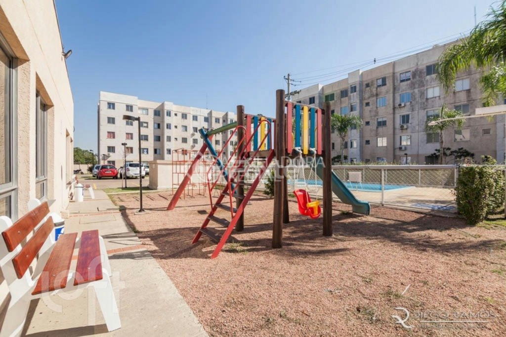 Apartamento à venda com 2 quartos, 44m² - Foto 30