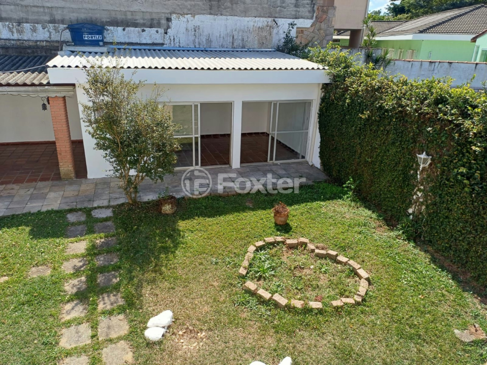 Casa à venda com 4 quartos, 258m² - Foto 25