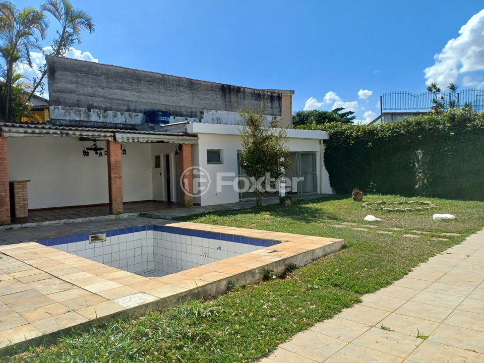 Casa à venda com 4 quartos, 258m² - Foto 27