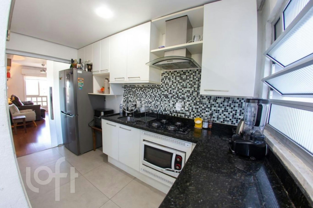 Apartamento à venda com 3 quartos, 74m² - Foto 2
