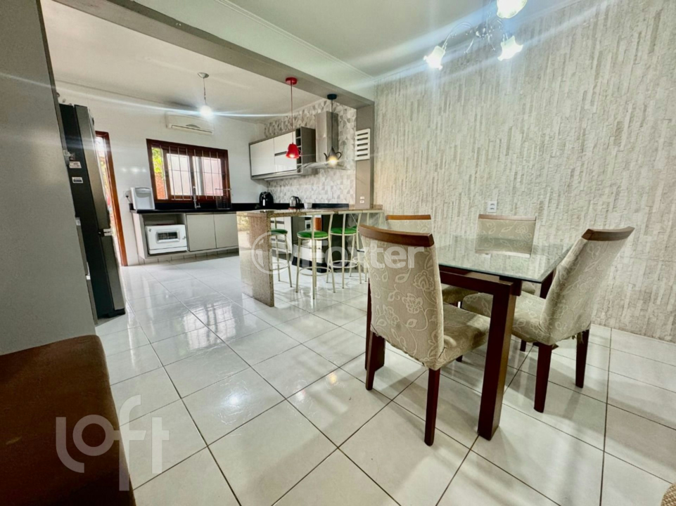 Casa à venda com 4 quartos, 177m² - Foto 7