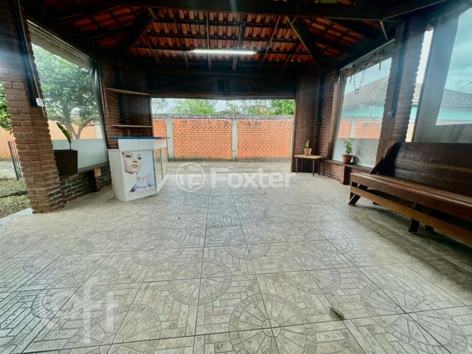 Casa à venda com 4 quartos, 177m² - Foto 15