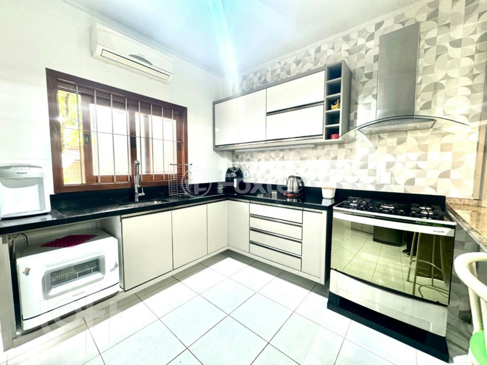 Casa à venda com 4 quartos, 177m² - Foto 10