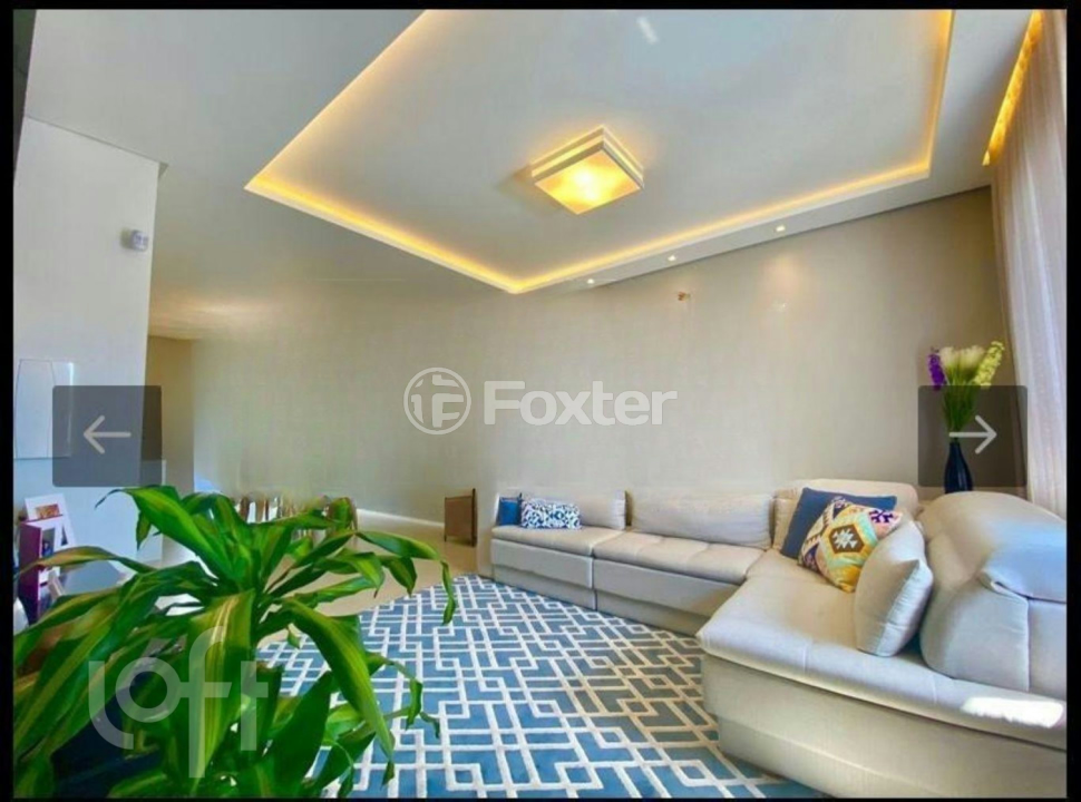Casa à venda com 3 quartos, 110m² - Foto 1