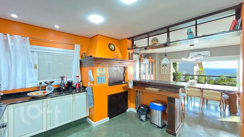 Casa à venda com 3 quartos, 413m² - Foto 16