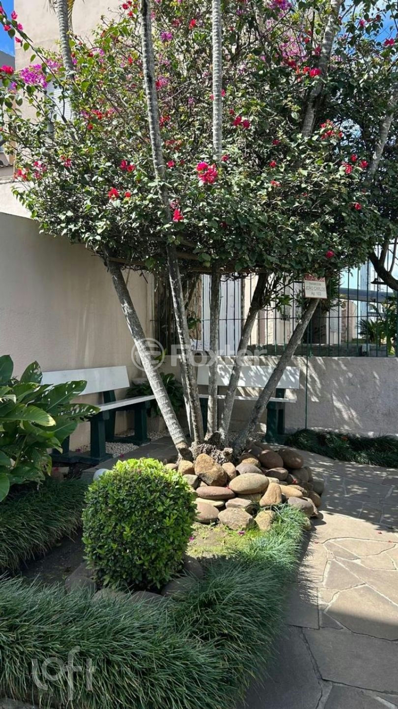 Apartamento à venda com 2 quartos, 64m² - Foto 20
