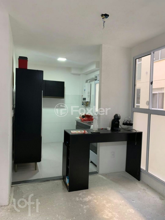 Apartamento à venda com 2 quartos, 40m² - Foto 11