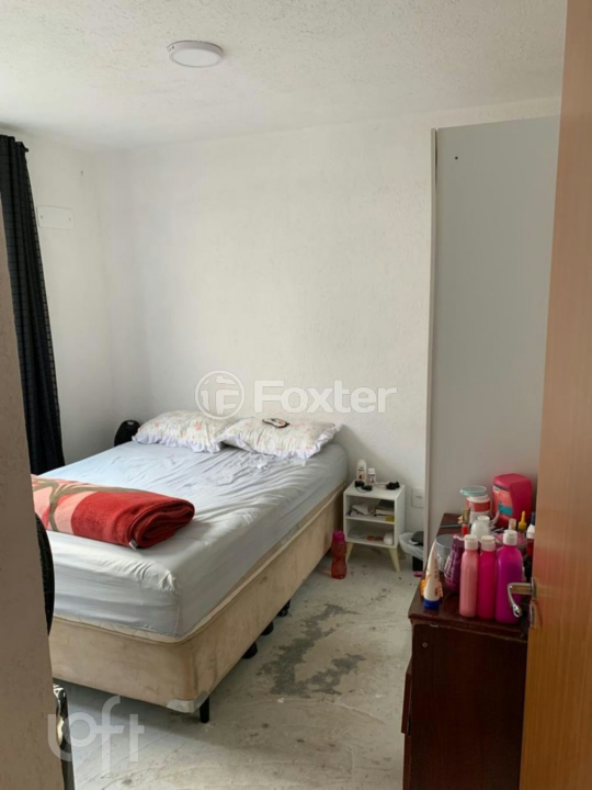 Apartamento à venda com 2 quartos, 40m² - Foto 19