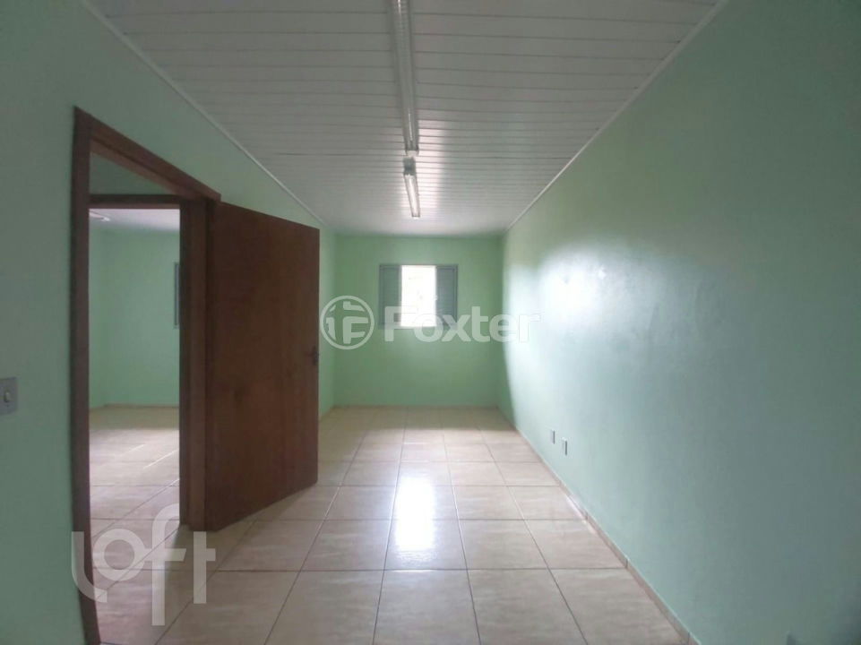 Casa à venda com 4 quartos, 100m² - Foto 3