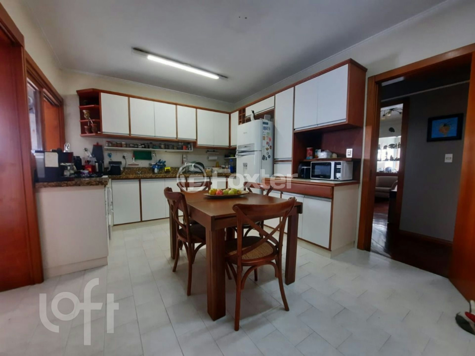 Apartamento à venda com 3 quartos, 202m² - Foto 13