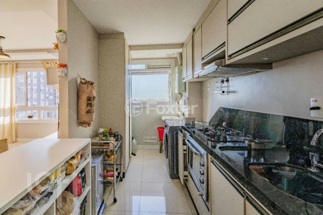 Apartamento à venda com 3 quartos, 92m² - Foto 2