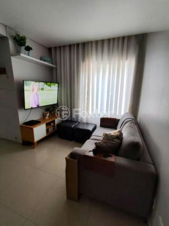 Apartamento à venda com 3 quartos, 75m² - Foto 1