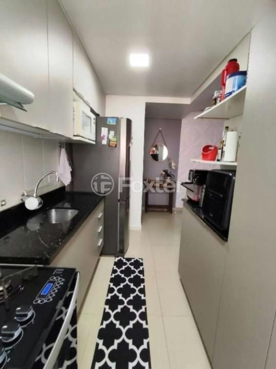 Apartamento à venda com 3 quartos, 75m² - Foto 4