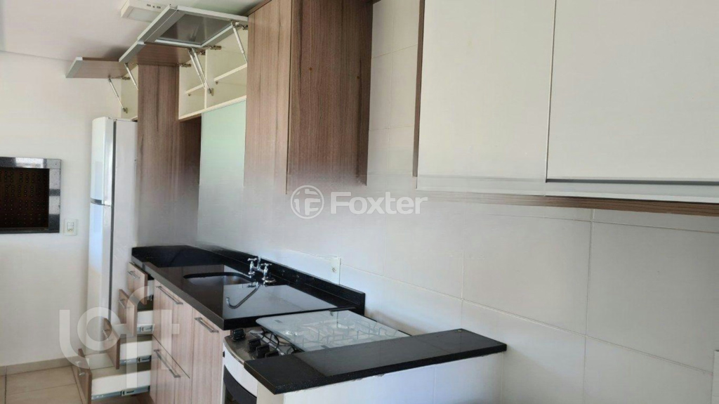 Apartamento à venda com 2 quartos, 65m² - Foto 4