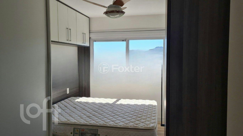 Apartamento à venda com 2 quartos, 65m² - Foto 17