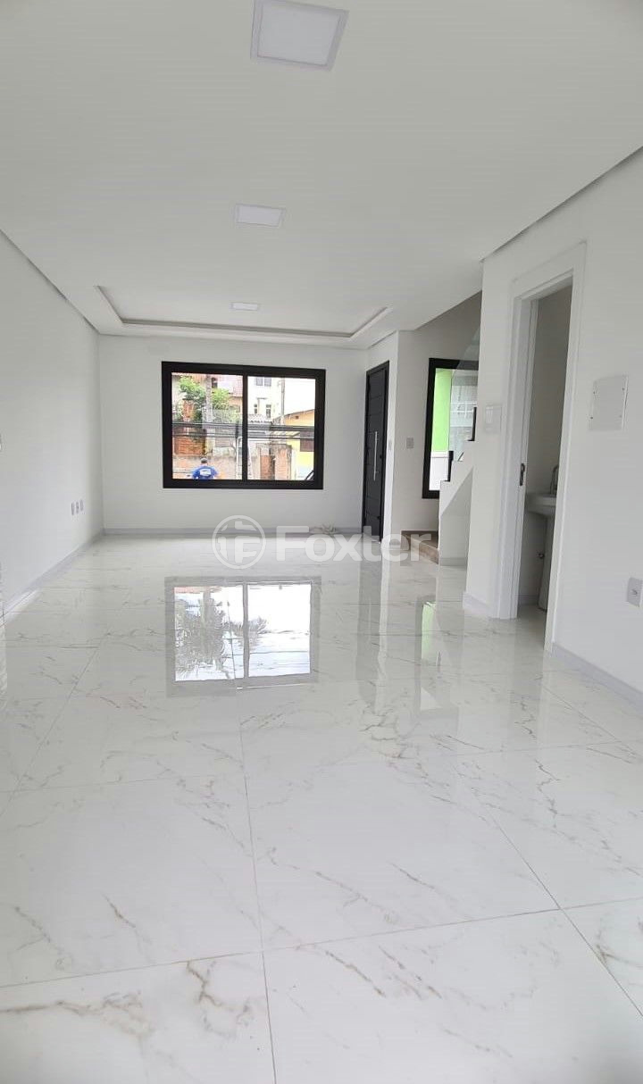 Casa à venda com 3 quartos, 91m² - Foto 2
