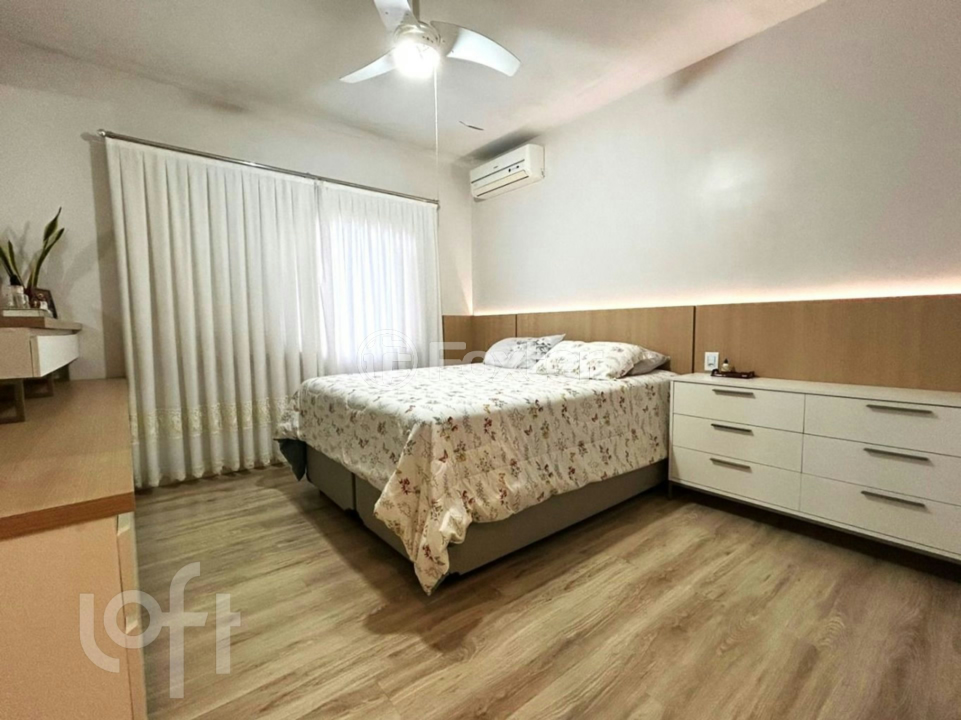 Casa à venda com 3 quartos, 160m² - Foto 3