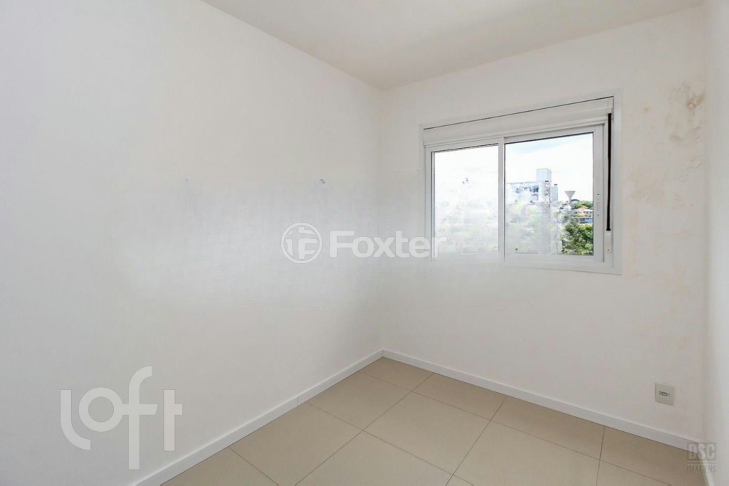 Apartamento à venda com 2 quartos, 61m² - Foto 4
