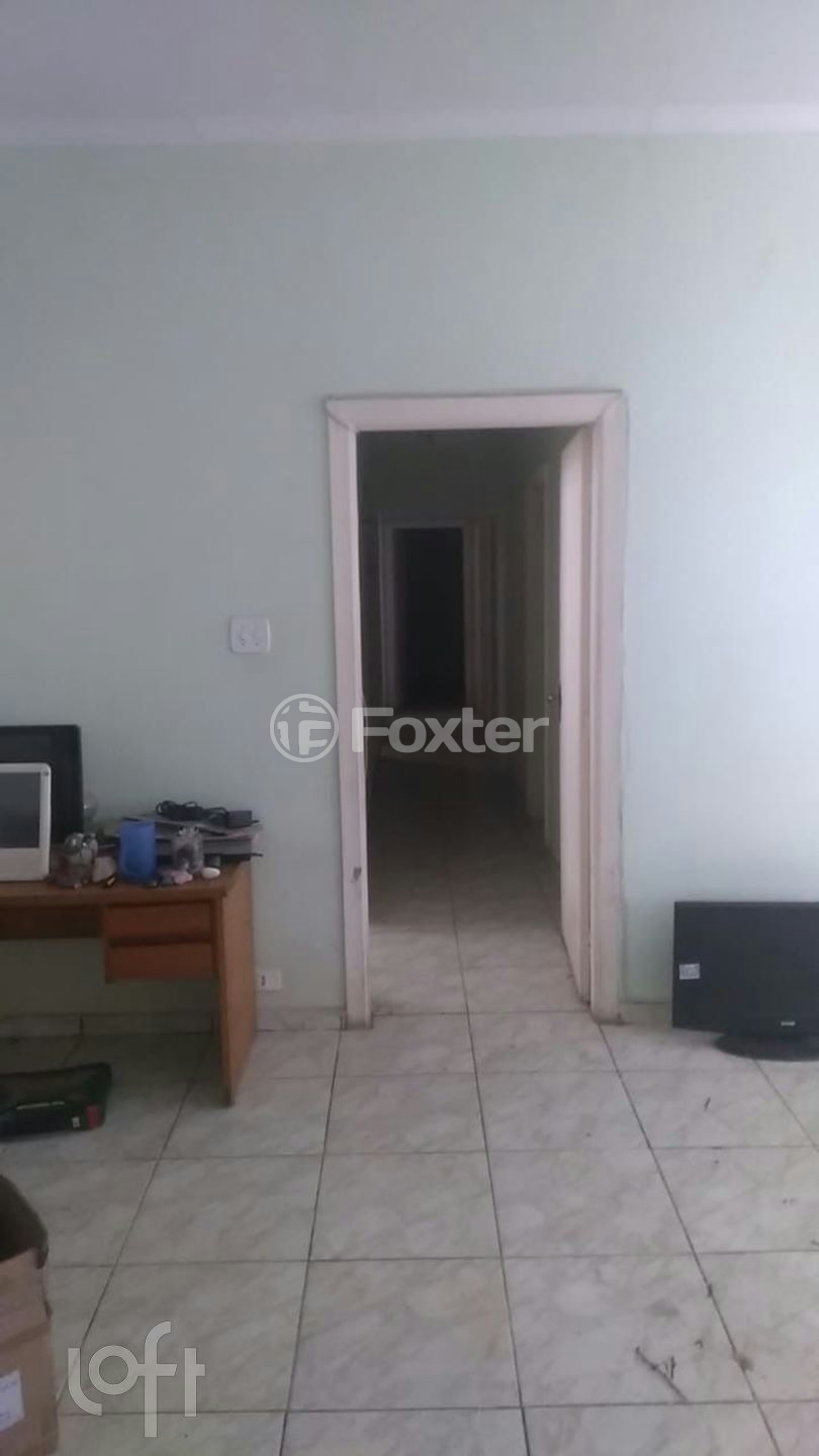 Casa à venda com 6 quartos, 260m² - Foto 24
