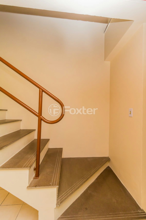Casa à venda com 3 quartos, 159m² - Foto 8