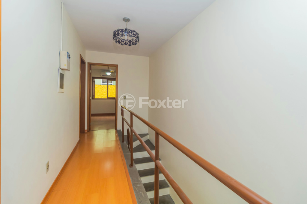 Casa à venda com 3 quartos, 159m² - Foto 9