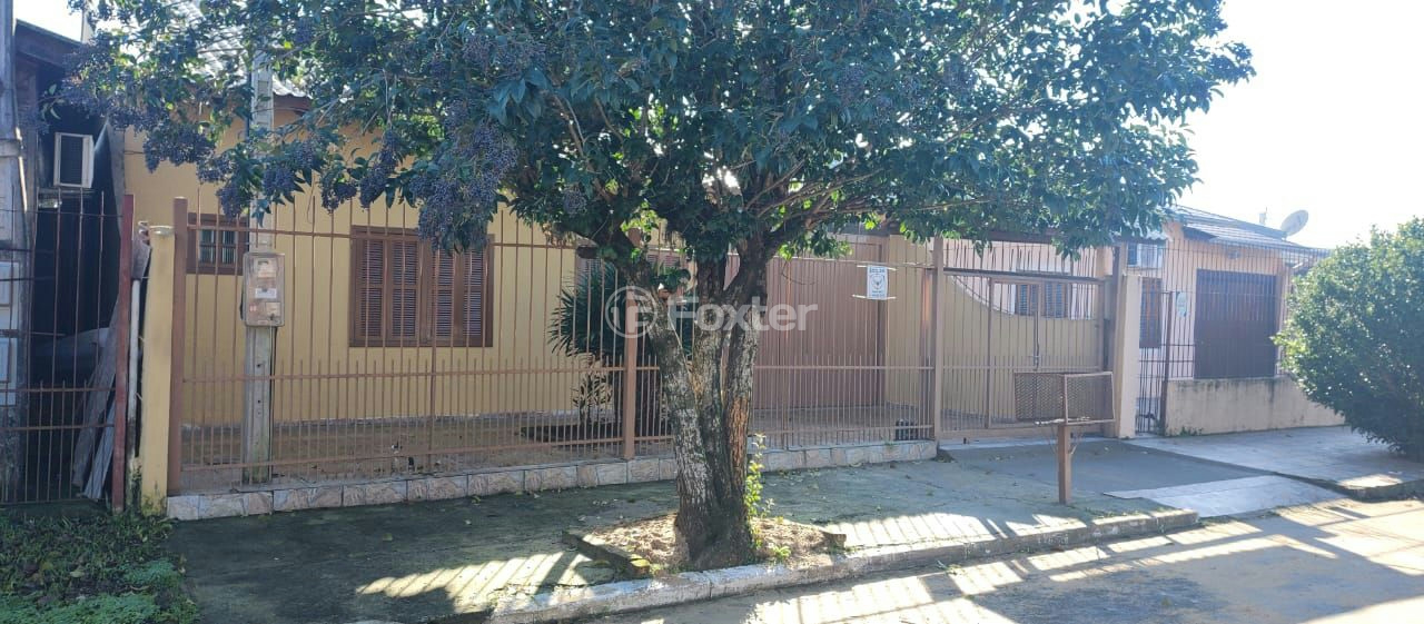 Casa à venda com 2 quartos, 200m² - Foto 1