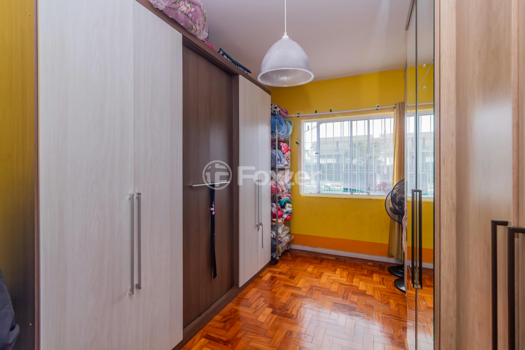 Casa à venda com 4 quartos, 217m² - Foto 10