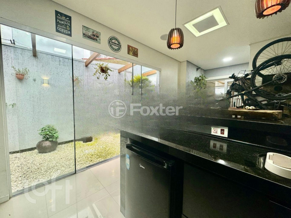 Casa à venda com 3 quartos, 112m² - Foto 7